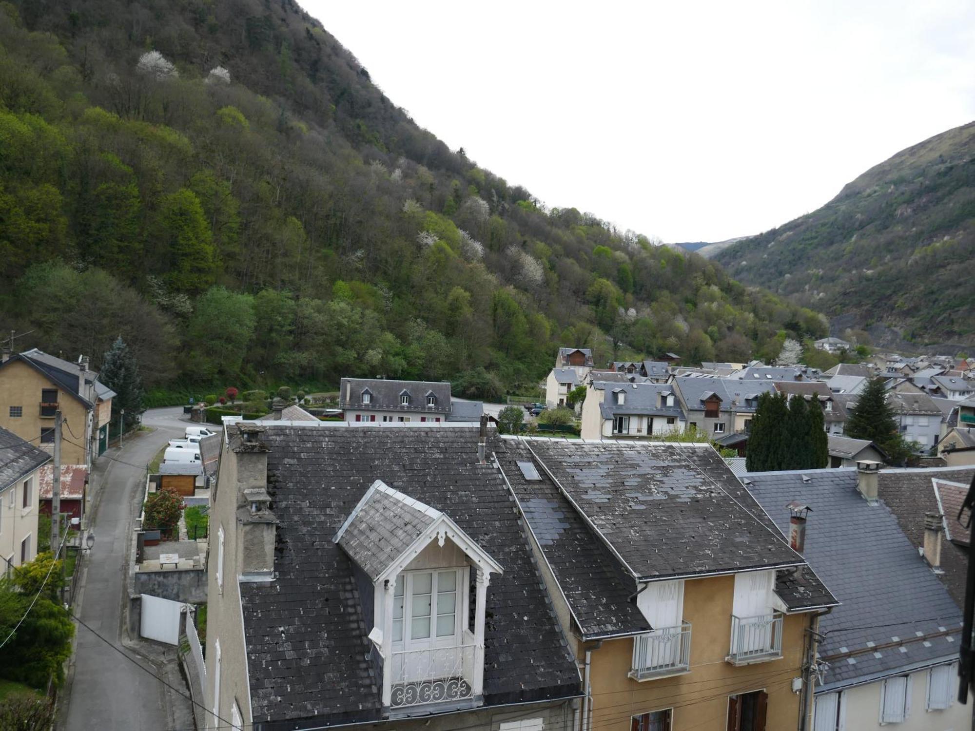 Appartement Hypercentre 6 Pers Bagnères-de-Luchon Exterior foto
